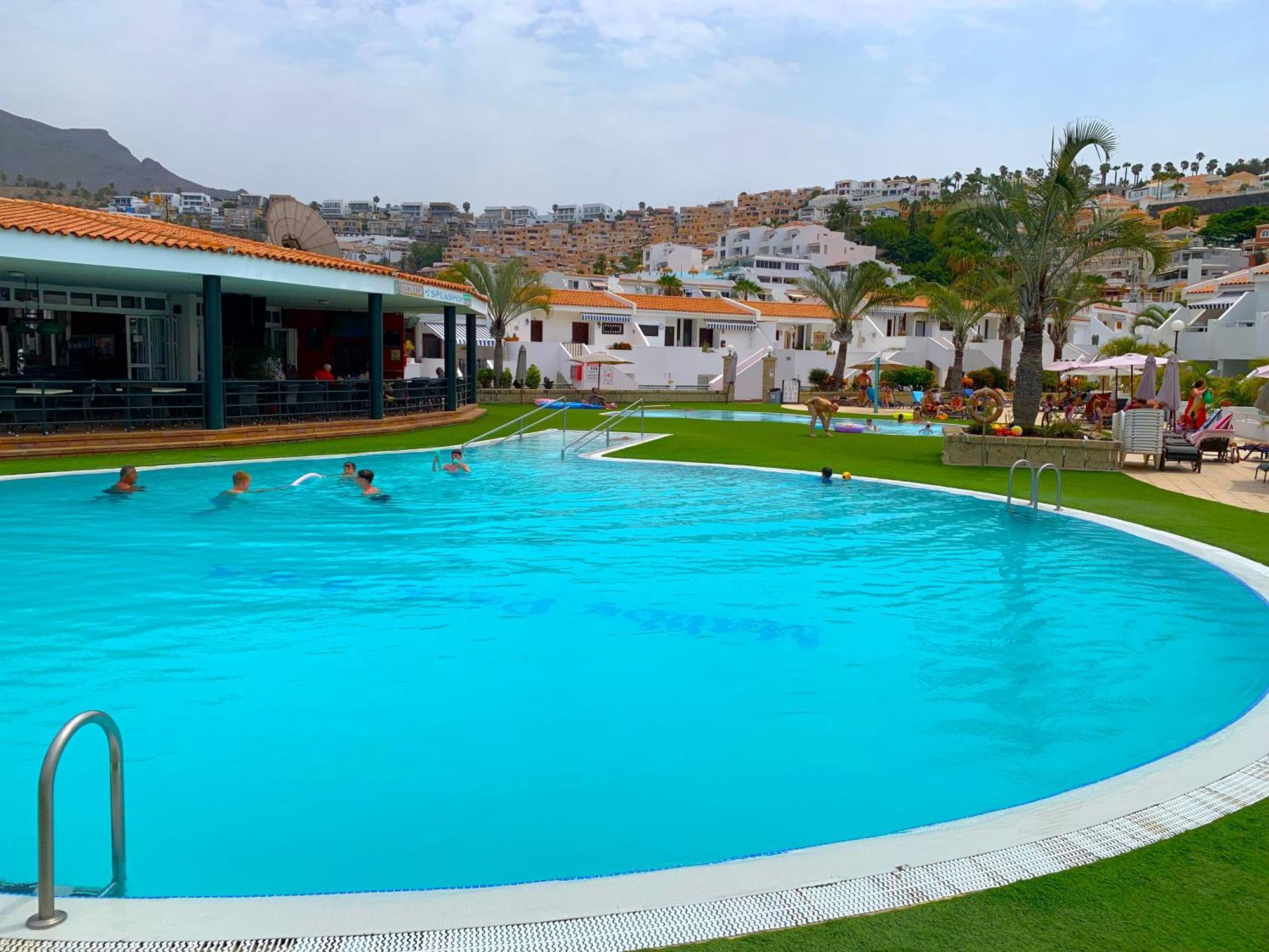 Ocean Breeze And Seaview Resort Costa Adeje  Exteriör bild