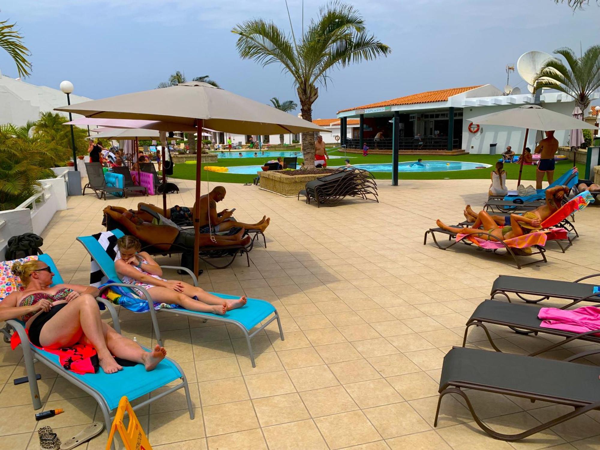 Ocean Breeze And Seaview Resort Costa Adeje  Exteriör bild